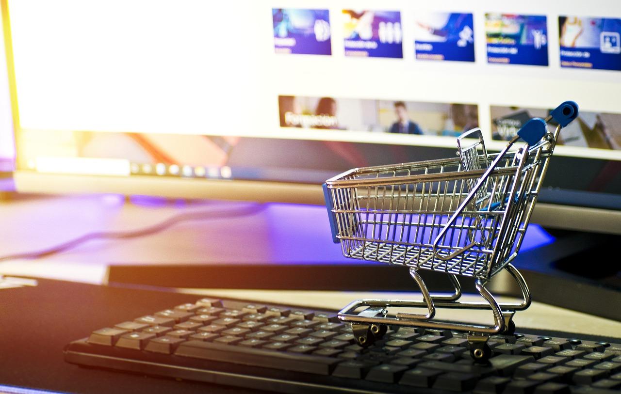 The Evolution of E-Commerce: Trends and Transformations featured image